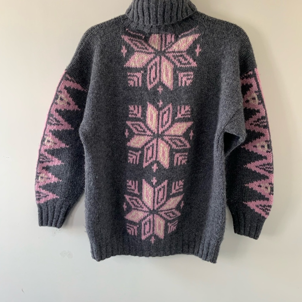 Nordstrom Gray and Pink Turtleneck Sweater with Bold Pattern